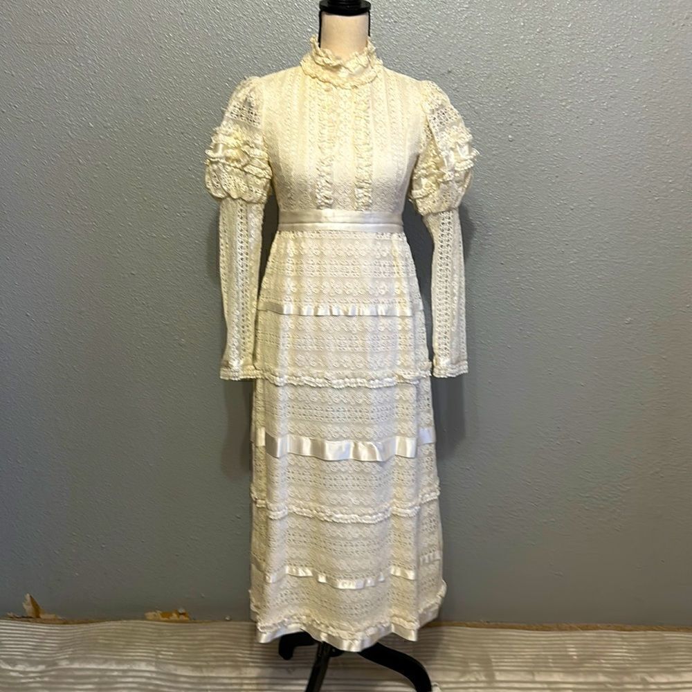 Vintage Emma Domb Women’slace Dress Size 9